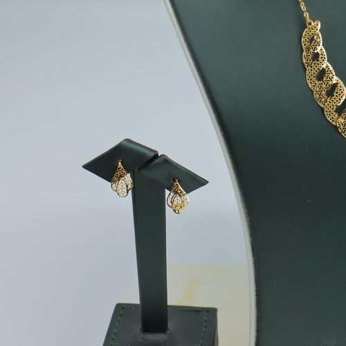 طقم ذهب عيار 21 وزن 7.71 جرام