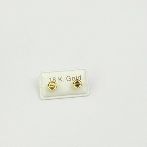 حلق طبي ذهب عيار 18 وزن 0.3 جرام - بتصميم رقيق