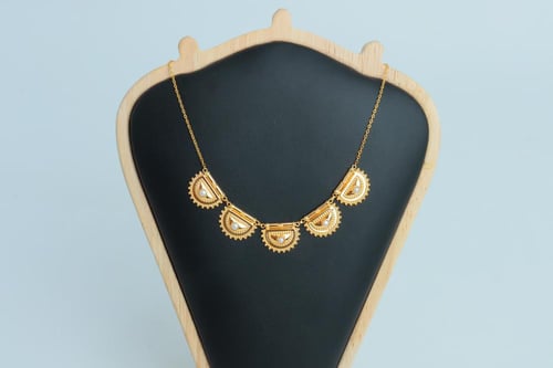 سلسال ذهب الرمش بحريني مطعم بحبات الولو الابيض عيا...