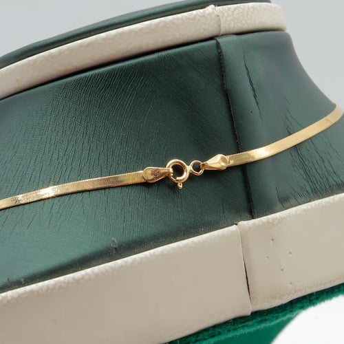 عقد ذهب الفلات عيار 18 وزن 4.2 جرام