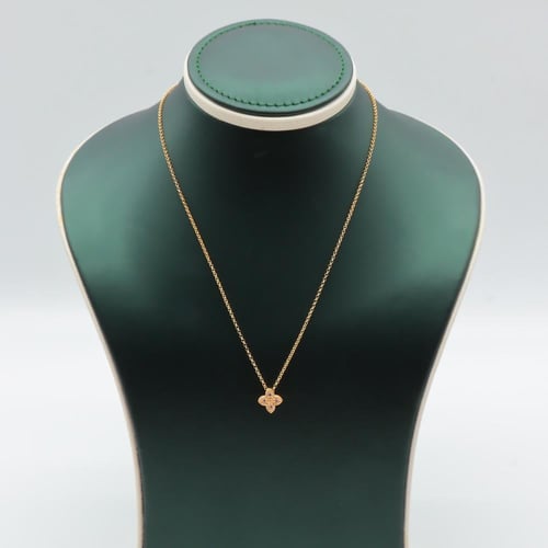 عقد ذهب روبرتو كوين تصميم الماسي عيار 18 وزن 3.13...