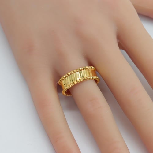 افخم خاتم ذهب عيار 21 بتصميم دوريكاء وزن 3.4 جرام