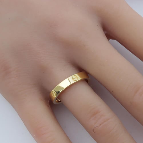 دبلة كارتير ذهب سادة عيار 18 وزن 2.3 جرام