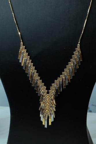 عقد ذهب فخم بتصميم ياباني عيار 18 | الوزن 7.6 جرام