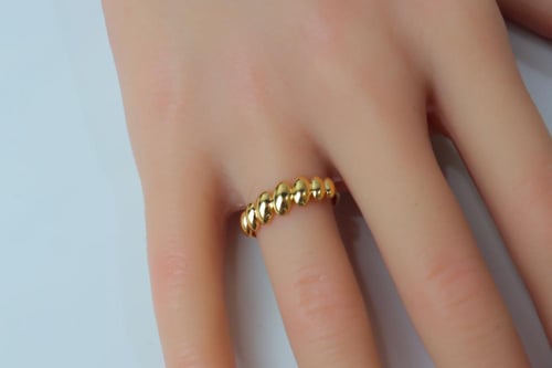 خاتم ذهب امواج عيار 18