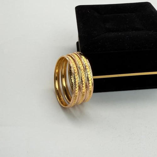 غوايش ذهب أطفال عيار 21 لمسة الطفولة