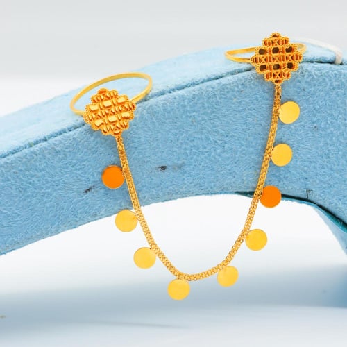 خاتم ذهب نسائي عيار 21 بتصميم اوتار وزن 3.73 جرام