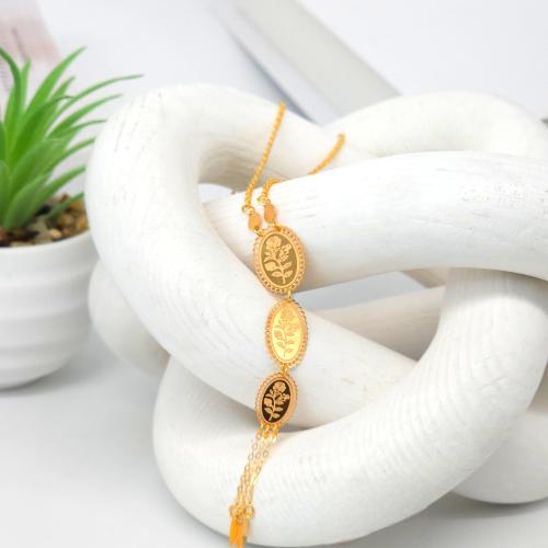 سلسلة سبحة ذهب عيار 21 تصميم وردة بيضاوي وزن 2.2 ج...