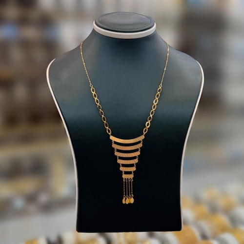 عقد ذهب عيار 21 وزن 3.11 جرام