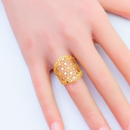 خاتم ذهب عيار 21 وزن 1.92 جرام