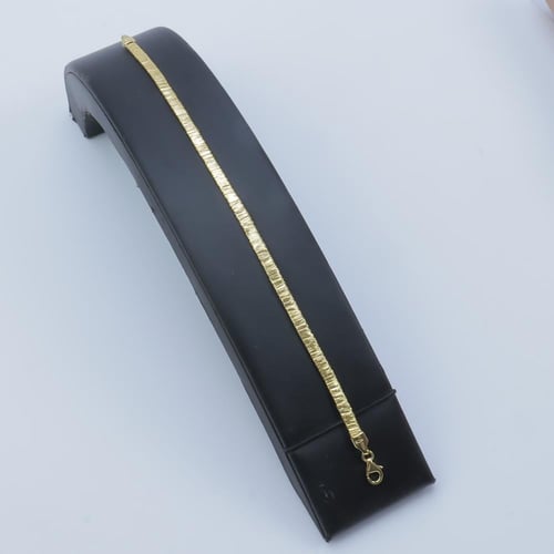 سوارة ذهب الحرير الترند الرفيعة عيار 18 وزن 5.06 ج...