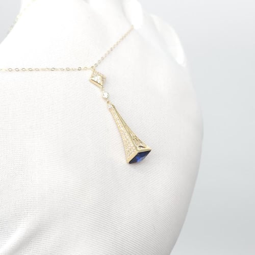 سلسال مارلي لون أزرق مميز ذهب عيار 18 وزن 2.2 جرام