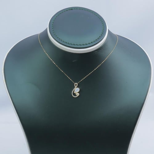 عقد ذهب عيار 18 نغمة الأناقة الألماسية وزن 1.1 جرا...