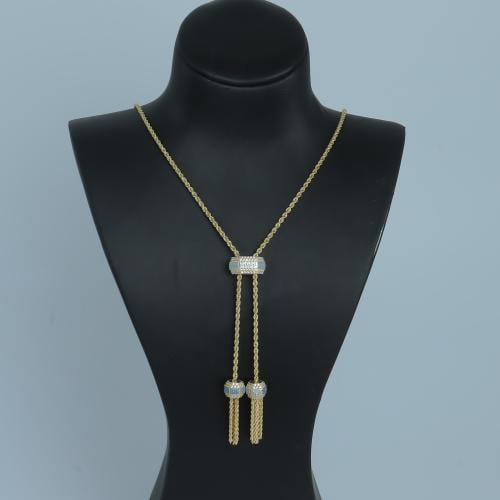 شال ذهب عيار 18 بتصميم الماسي يشمل كرة سحب بلون تي...