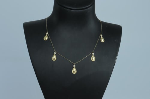 تشوكر ذهب البوشرون تصميم الماسي عيار 18 وزن 2.2 جر...