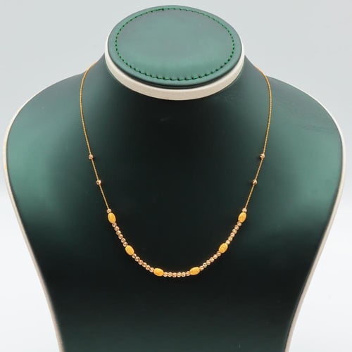 عقد ذهب عيار 21 وزن 4.18 جرام