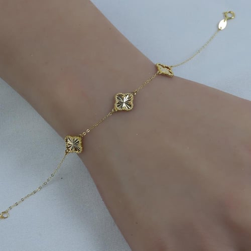 اسوارة فان كليف ذهب عيار 18 ثلاث وردات وزن 1.5 جرا...