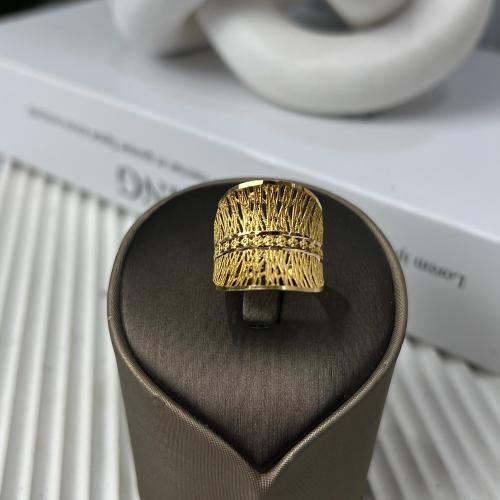 خاتم ذهب نسائي عيار 21 بتصميم انسيابي أنيق بوزن 3...