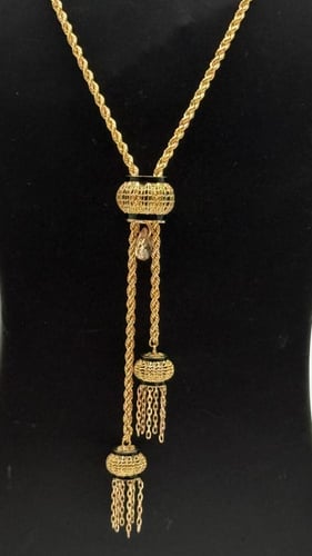 سبحة ذهب بتصميم المبروم عيار 21 وزن 5.5 جرام