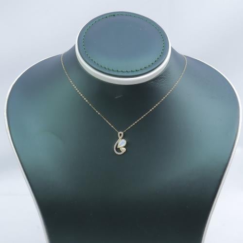 عقد ذهب عيار 18 نغمة الأناقة الألماسية وزن 1.1 جرا...