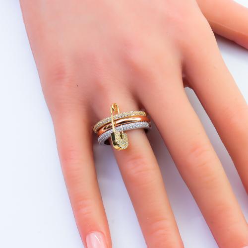 دبلة ذهب عيار 18 تصميم إي بي إم العالمي بوزن 5.7 ج...