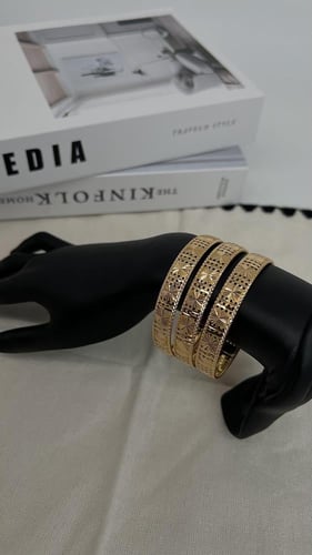 بكج التاسيس ثلاث غوايش ذهب عريض عيار 21