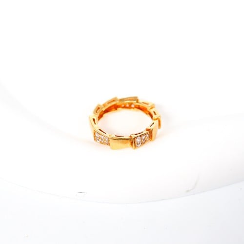 دبلة تصميم الماسي عيار 18