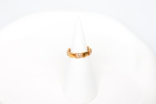 دبلة تصميم الماسي عيار 18