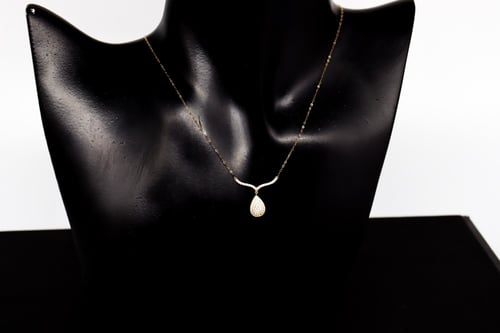 سلسال الدمعة تصميم الماسي عيار 18