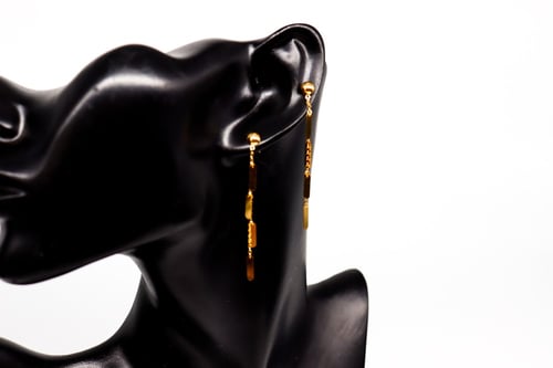 حلق تصميم الرمش عيار 18