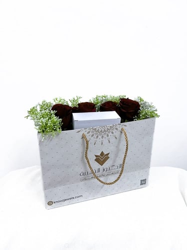 تغليف الاهداء (Red Roses)