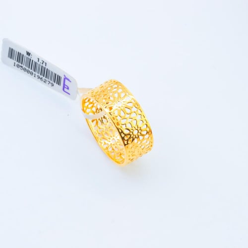 دبلة ذهب عريض عيار 21 وزن 1.71 جرام