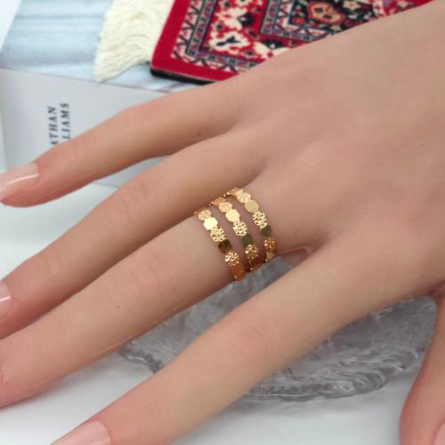 دبل المرامي بتصميمها المنقوش ذهب عيار 21