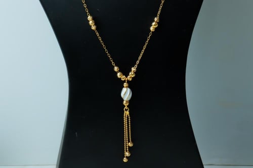 سبحة نسائية ذهب صافي عيار 21 مطعم بالميناء وزن 5.2...