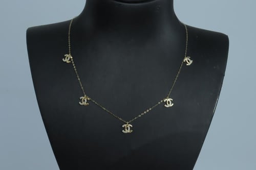 تشوكر ذهب تصميم الماس عيار 18