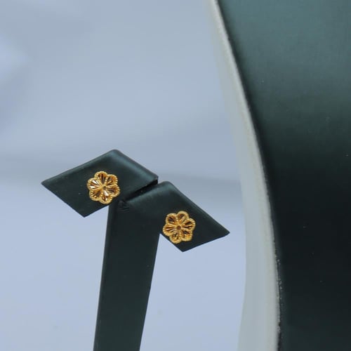 طقم ذهب الوردة ثلاثة دور عيار 21 وزن 7.07جرام