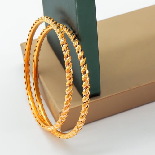 غوايش ذهب مبرومة عيار 21 لفّة الأناقة