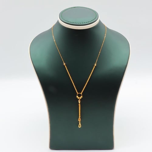 عقد ذهب عيار 21 حلقة أنيقة وزن 2.97 جرام بتصميم عص...