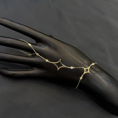 كف تصميم الماسي عيار 18 وزن 2.2 جرام