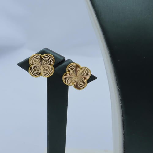 طقم ذهب تصميم الفان كليف جامبو عيار 21 وزن 14.07 ج...