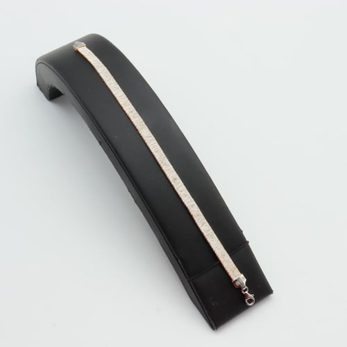 عقد واسوارة ذهب بتصميم الحرير عيار 21 يلبس وجهين و...