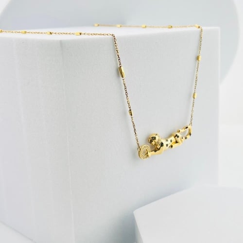 عقد ذهب التايقر تصميم الماسي عيار 18 وزن 4.1 جرام