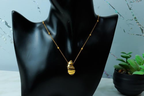 سلسال البوتيقاء بشكل الماسي مميز ذهب عيار 21 وزن 6...