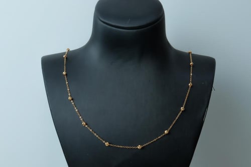 سبحة ذهب طويلة تصميم كرات الدوريكاء عيار 21 بوزن 2...