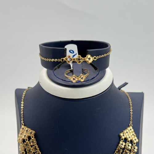 طقم ذهب الفان كليف ثلاثة دور عيار 21 وزن 15 جرام