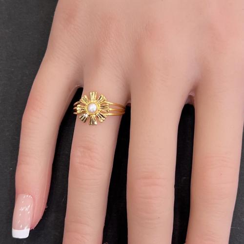 خاتم ذهب الرمش باللون الابيض عيار 21 وزن 1.58 جرام