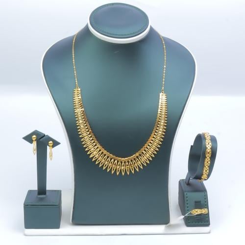 طقم ذهب ناعم عيار 21 بتصميم الطوق وزن 23.3 جرام
