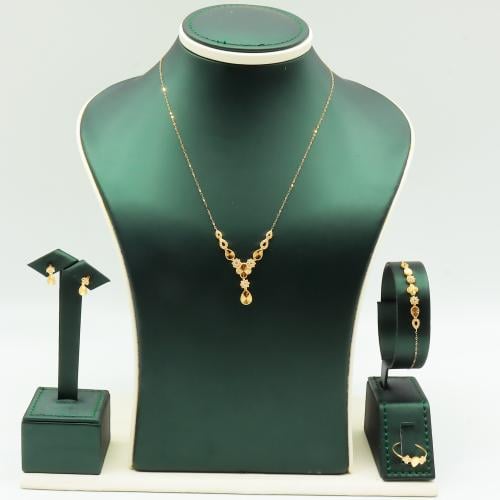 طقم ذهب البوشرون تصميم الماس عيار 18 وزن 4.85 جرام