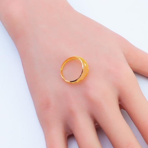 خاتم ذهب عيار 21 وزن 1.44 جرام