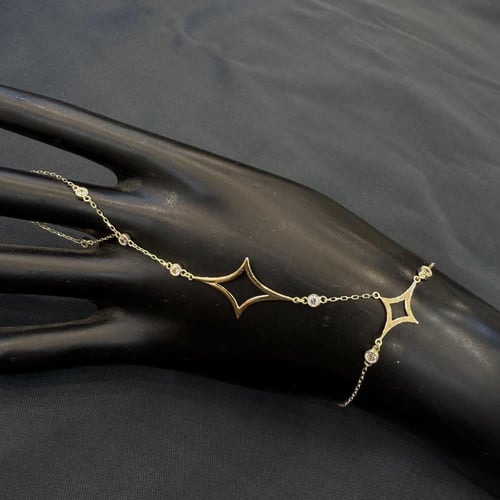 كف تصميم الماسي عيار 18 وزن 2.2 جرام